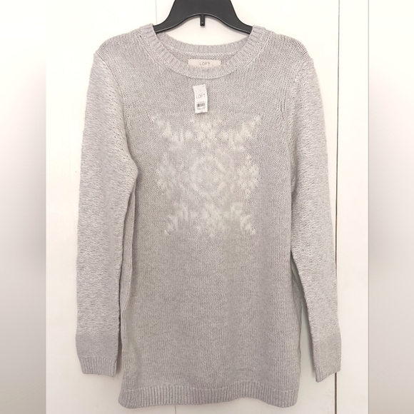 Ann Taylor LOFT Crewneck Sweater Gray w/White Mohair Blend Snowflake Size LM NWT - Picture 2 of 9